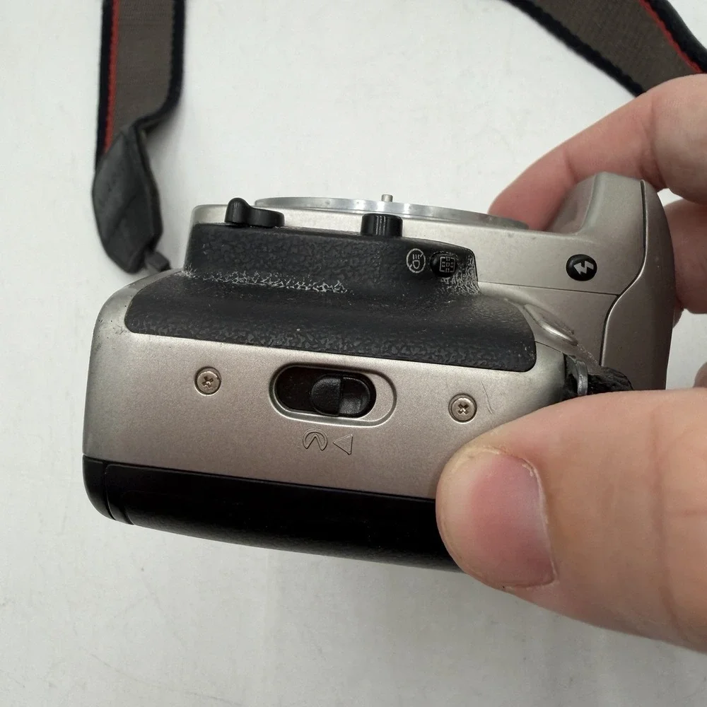 Nikon F55 35mm SLR Film Camera Body Only Tested